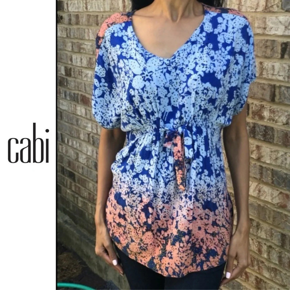 CAbi #891 Blue Ombré Floral Dolman Blouse Small - Picture 2 of 10